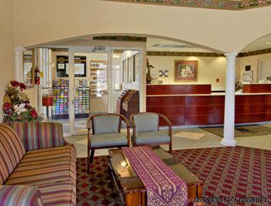فندق Super 8 By Wyndham ماريانا المظهر الداخلي الصورة